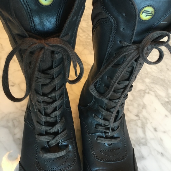 Footprints brand SIZE 4 really NICE Leather Boots! - Picture 5 of 8